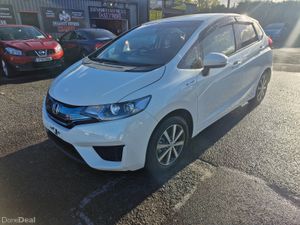 2013 Honda Fit 1.5L Hybrid  Leather Package Full - Image 3