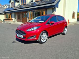 Ford Fiesta TITANIUM 1.25 60PS M5 5 MCA 4DR - Image 2