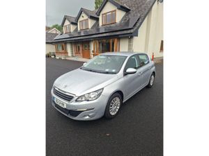 Peugeot 308 ACCESS 1.6 BLUE HDI 100 4DR - Image 2