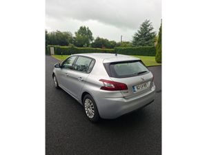 Peugeot 308 ACCESS 1.6 BLUE HDI 100 4DR - Image 3