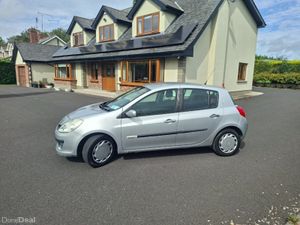 Renault Clio 3 1.2 RIPCURL 5DR 16V - Image 4