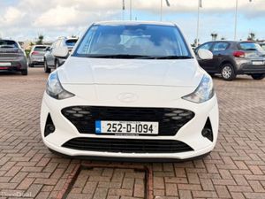 Hyundai i10 Deluxe Plus Automatic - Image 2
