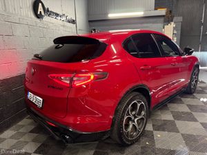 251 Alfa Romeo Stelvio Veloce 2.2D AWD - Image 3