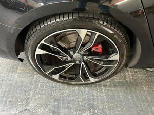 Audi A4 2.0 TDI S LINE 190PS 4DR - Image 4