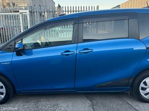 2017 Toyota Sienta 7 Seater | Automatic - Image 4