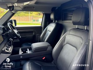 Land Rover Defender 90 3.0 D250 X-DYNAMIC SE HARD - Image 4