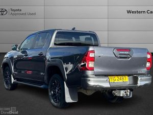 Toyota Hilux 2.8 D-4D-h Invincible X Auto 4WD Euro - Image 4
