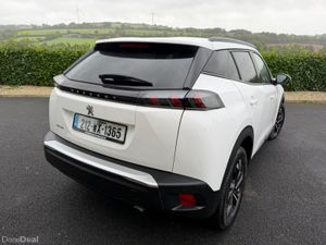 2021 (212) Peugeot 2008 Allure 1.2 Petrol 100hp - Image 3