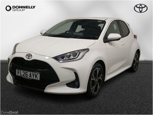 Toyota Yaris 1.5 Hybrid Design 5dr CVT - Image 4