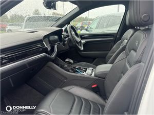 Volkswagen Touareg 3.0 V6 TDI 4Motion 286 Black Ed - Image 2