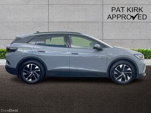 Volkswagen ID.4 150kW Family Pro Perform 77kWh 5dr - Image 4