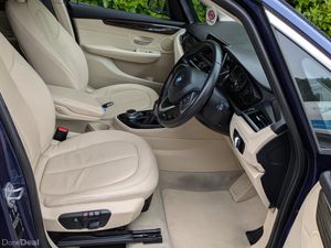 BMW 218D AUTOMATIC LUXURY, 2017 - Image 3