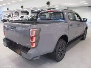 NEW ISUZU D-MAX CREW CAB 2.2 T/DSL 4X4 - Image 4