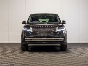 2025 Range Rover P460e HSE *Pan Roof - Image 2