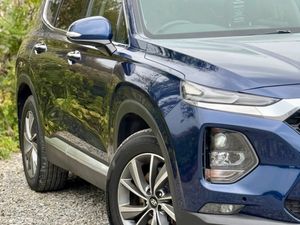 Hyundai Santa Fe Executive Plus 2.2CRDi 4WD 7 Seat - Image 3