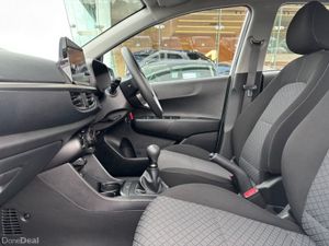 Kia Picanto 1.0 PE - Image 4