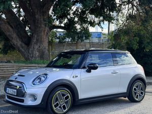 2020 Mini Cooper..SUNROOF..DOUBLE PAN ROOF - Image 2