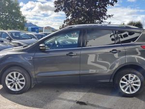 Ford Kuga 2.0TDCI 120PS Titanium - Image 4