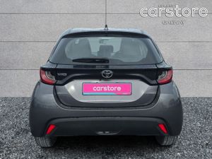 Toyota Yaris 1.5 Luna - Image 4
