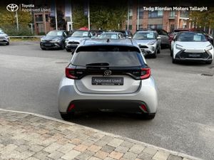 Toyota Yaris HEV SPORT *EX-DEMO* - Image 4