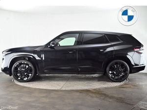 BMW XM 4.4 - Image 3