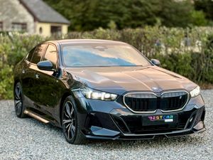 2023 BMW i5 eDrive40 M Sport Pro 340HP Auto - Image 2