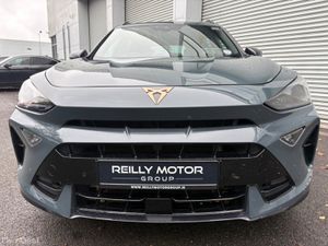 Cupra Formentor 1.5 PETROL HYBRID 204HP AUTO - Image 2