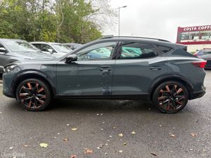 Cupra Formentor 1.5 PETROL HYBRID 204HP AUTO - Image 4