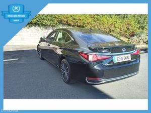Lexus ES ES 300H 2.5 218BHP 4DR AUTO - Image 4