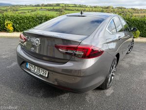 Opel Insignia 2022 - Image 3
