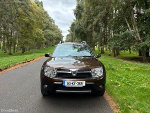 Dacia Duster 2014 Diesel Low Miles - Image 2