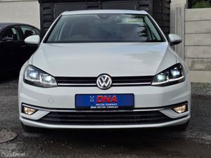 Volkswagen Golf HIGHLINE- AUTO - 40KMS - Image 2