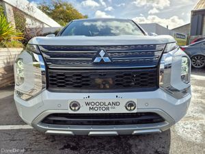 Mitsubishi Outlander 2.4 PHEV / EXCEED TOP SPEC WI - Image 4