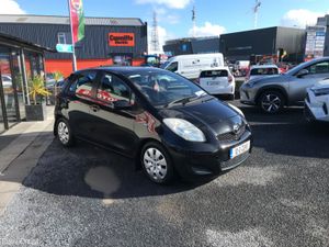 2010 Toyota Yaris 1.33 Luna MM Petrol Auto 5dr - Image 3