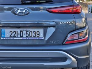 Hyundai KONA 1.6 HYBRID Executive Auto, Low Mileag - Image 3