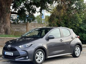 2024 Toyota Yaris ONE OWNER//IRISH CAR - Image 2