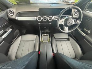 Mercedes-Benz EQB 250+ SPORT EXECUTIVE 7 SEATER - Image 2