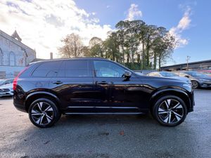 Volvo XC90 B5 D R-DESIGN 5DR AUTO - Image 2