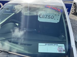 2014 RENAULT CLIO 1.1 PETROL ONLY 110,000 KMS - Image 4