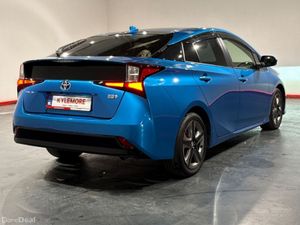 Toyota Prius 1.8 HYBRID AUTOMATIC - TOURING EDITIO - Image 4