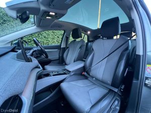 Skoda Enyaq IV 60 COUPE // PAN ROOF // HALF LEATHE - Image 2