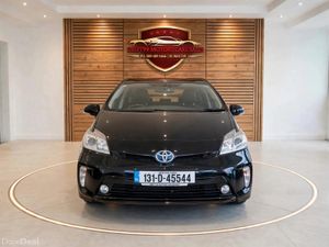 2013 Toyota Prius Hybrid G Top Leather Spec - Image 4