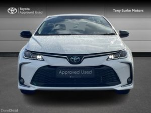 Toyota Corolla Saloon – LUNA- Save EUR 4,500 - Image 4