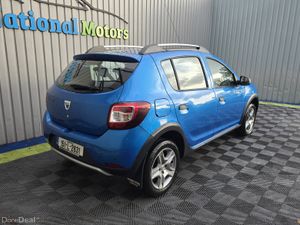 2015 Dacia Sandero Stepway 1.5 dCi SIGNATURE - Image 3