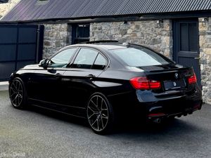 2015 BMW 320D M SPORT M PERFORMANCE AUTO *SUNROOF* - Image 4