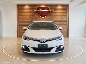 2018 Toyota Auris Hybrid Automatic/ Modellista - Image 2