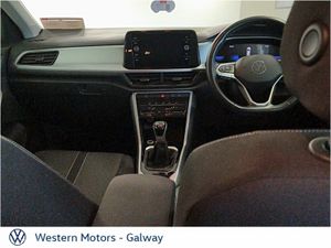 Volkswagen T-Roc 2.0 TDI 116HP M/T Life *B* - Image 2