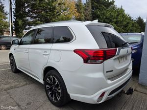 2016 MITSUBISHI OUTLANDER GX3H+ PHEV NCT 11/27 - Image 4