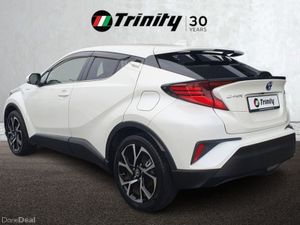 Toyota C-HR ** HYBRID ** HIGH SPEC ** TRINITY MOTO - Image 3