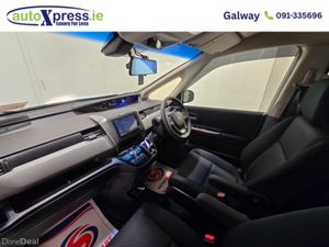 Honda Freed 5 SEATER 1.5 HYBRID Auto, Reversing ca - Image 2